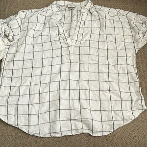 Black and white linen top